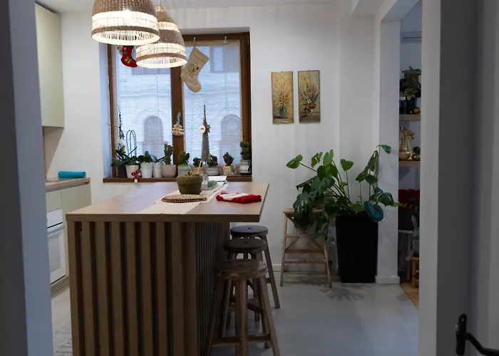 Sweet Cozy Ultracentral 크라이오바